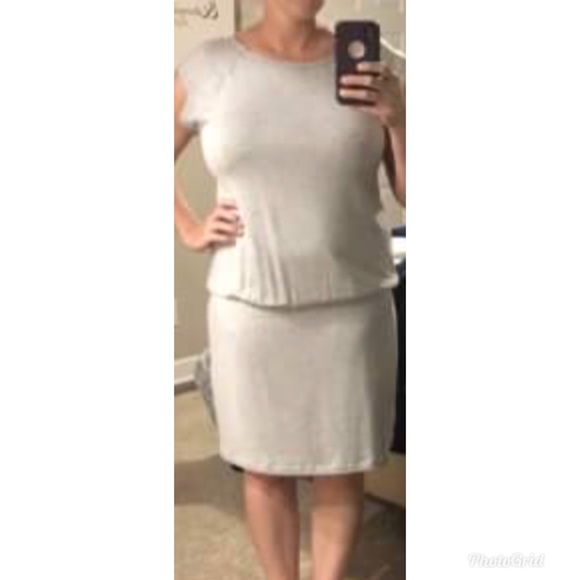 Lou & Grey Dresses & Skirts - Lou and Grey sleeveless dress